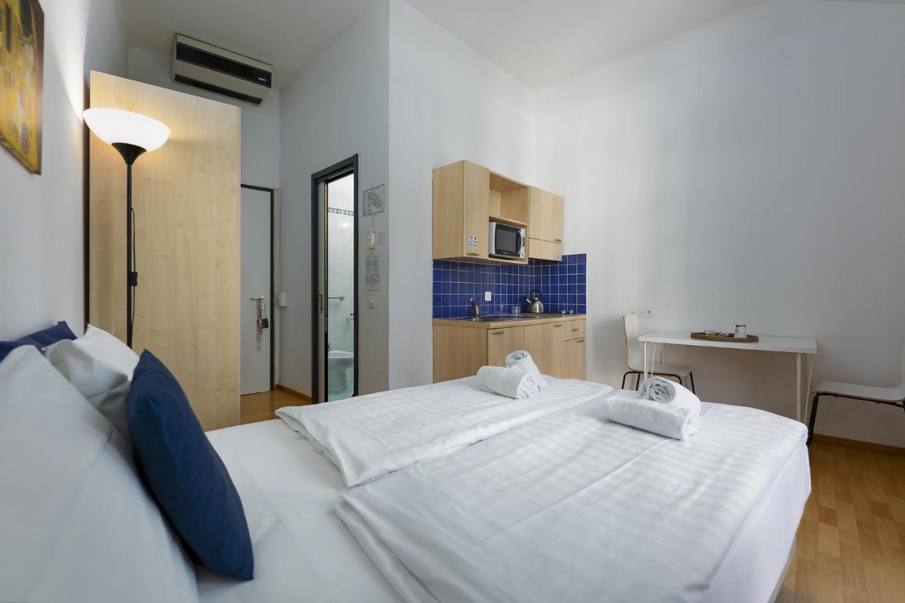 Guesthouse Lugano Center By Lr Exterior photo